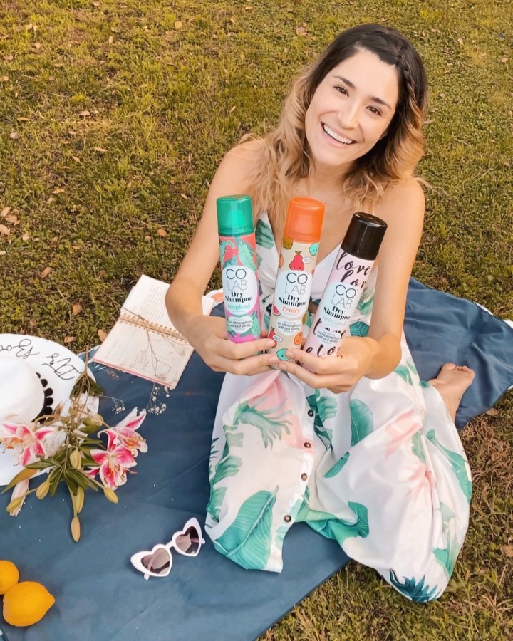 Instagram post by @aryannepadilha for COLAB Dry Shampoo. Caption reads: [...] to win (3) bottles of COLAB Dry Shampoo....