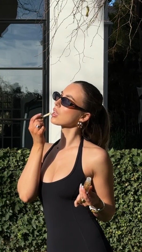 Instagram post by @taylahlangley for QUAY. Caption reads: 1 outfit, 3 personalities 👀 
@quayaustralia....