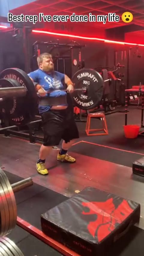 Instagram post by @paul_smith_94 for SBD Apparel. Caption reads: [...] Supplements: @reflexnutrition Kit:....