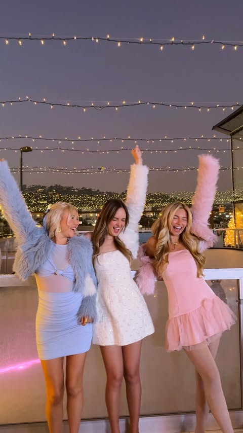 Instagram post by @cheridan.taylor for Hello Molly. Caption reads: [...] time ice skating with my girls at....