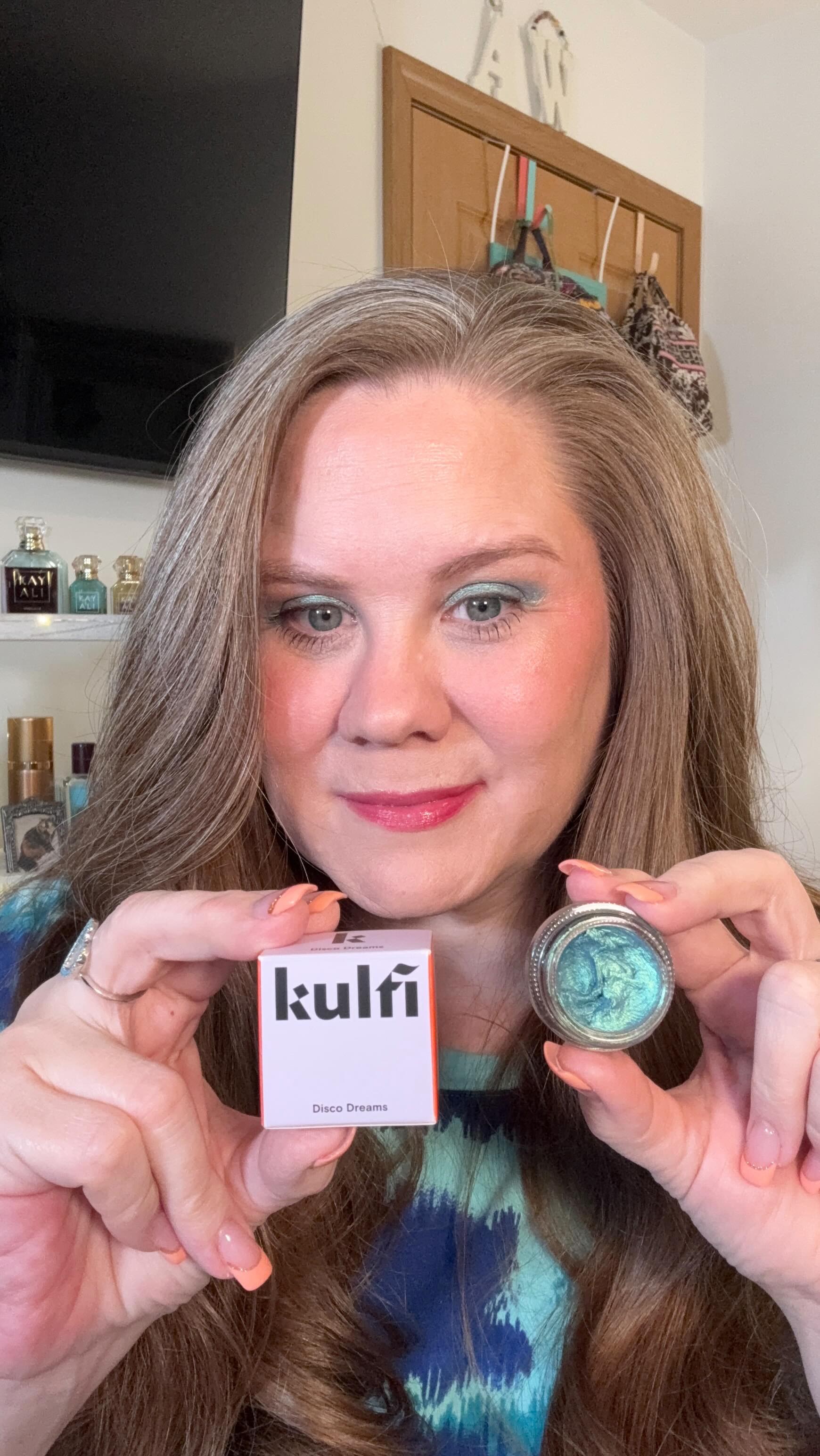 Instagram post by an influencer for Kulfi Beauty. Caption reads: @kulfi.beauty Zari Eyes Eyeshadow ⭐️CODE: AnneW....