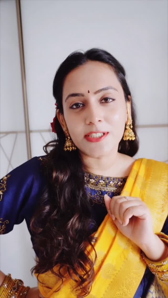 Instagram post by @bhavyanatasha for Parachute Advansed. Caption reads: #ad
Joy, flowers and togetherness.
This....