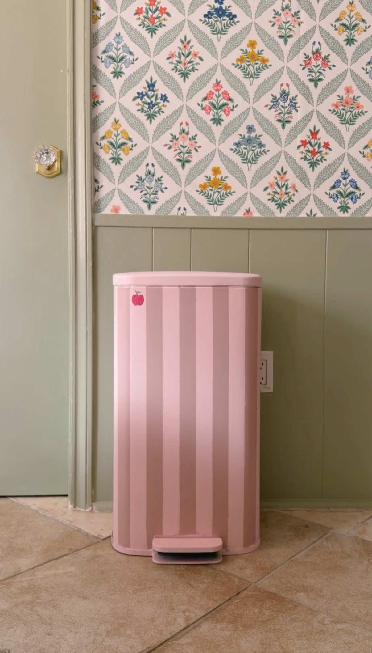 TikTok post by @astoldbymichelle for O-Cedar. Caption reads: [...] details to the kitchen! I added these....