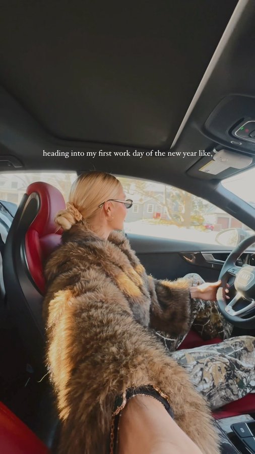 Instagram post by @alexaanastasiaa for Le Specs. Caption reads: 2025 vibe✨🧸♥️ 
Jacket ID: 46175904 | @shein_ca |....