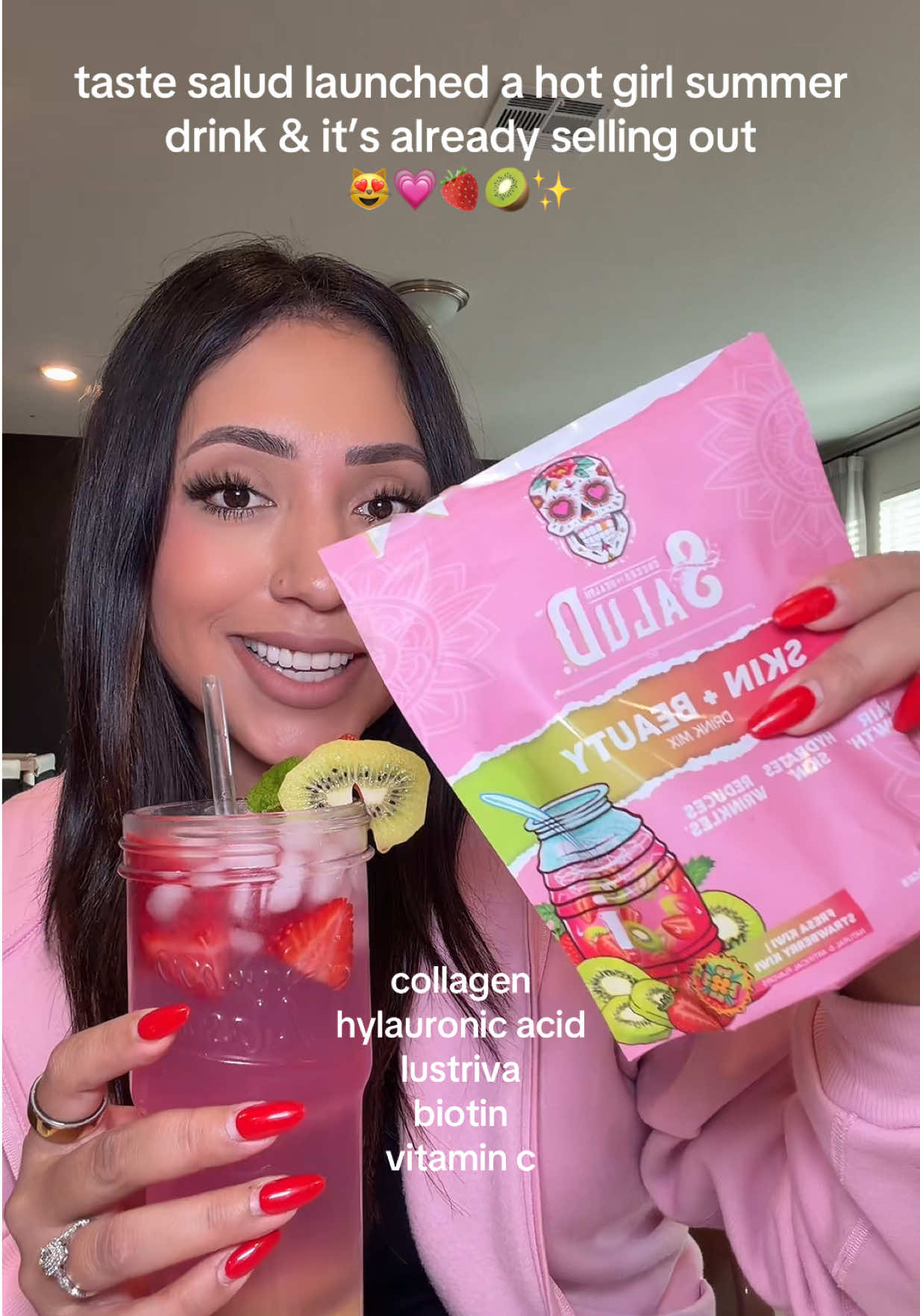 TikTok post by @modernmexicancasita for Taste Salud. Caption reads: [...] + beauty drink?! 🍓🥝💦✨ @Taste Salud....