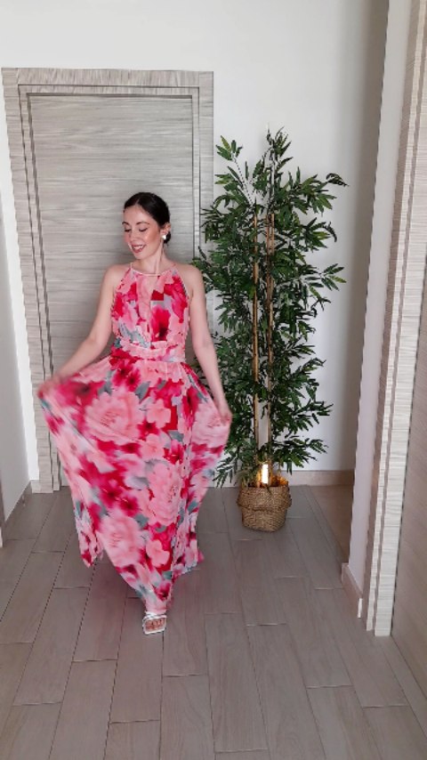 Instagram post by @merlins_90 for LightInTheBox. Caption reads: New outfit proposals ❤️

@lightinthebox....