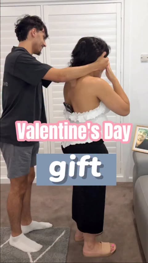 Instagram post by @sammjalal for ARZOPA. Caption reads: [...] Load your memories in seconds with the....