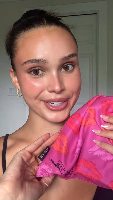 Instagram post by @kianastadlerr for Glow Recipe. Caption reads: [...] @ipsy #IPSYpartner #ad @glowrecipe....