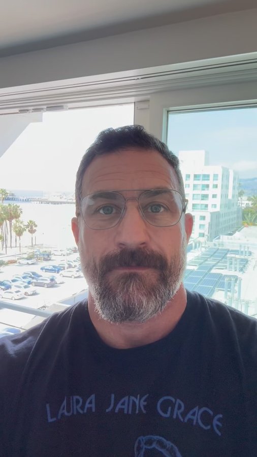 Instagram post by @hubermanlab for Joovv. Caption reads: THE BEST RED & INFRARED LIGHT SOURCE/S FOR....