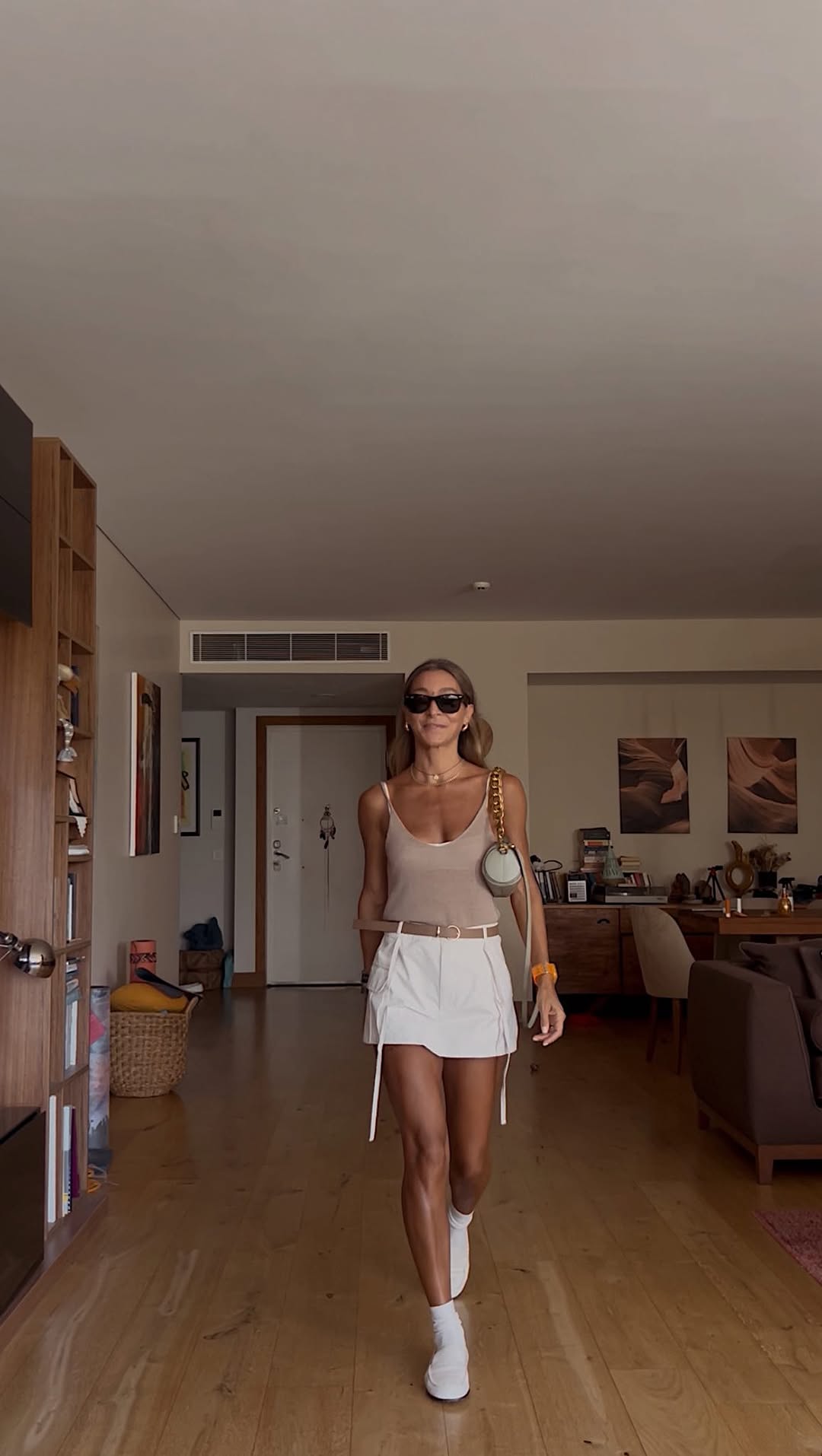 Instagram post by @dilekgun for Manu Atelier. Caption reads: GRWM/ Today 🤍
#reklam
.
.
Bralet eski....