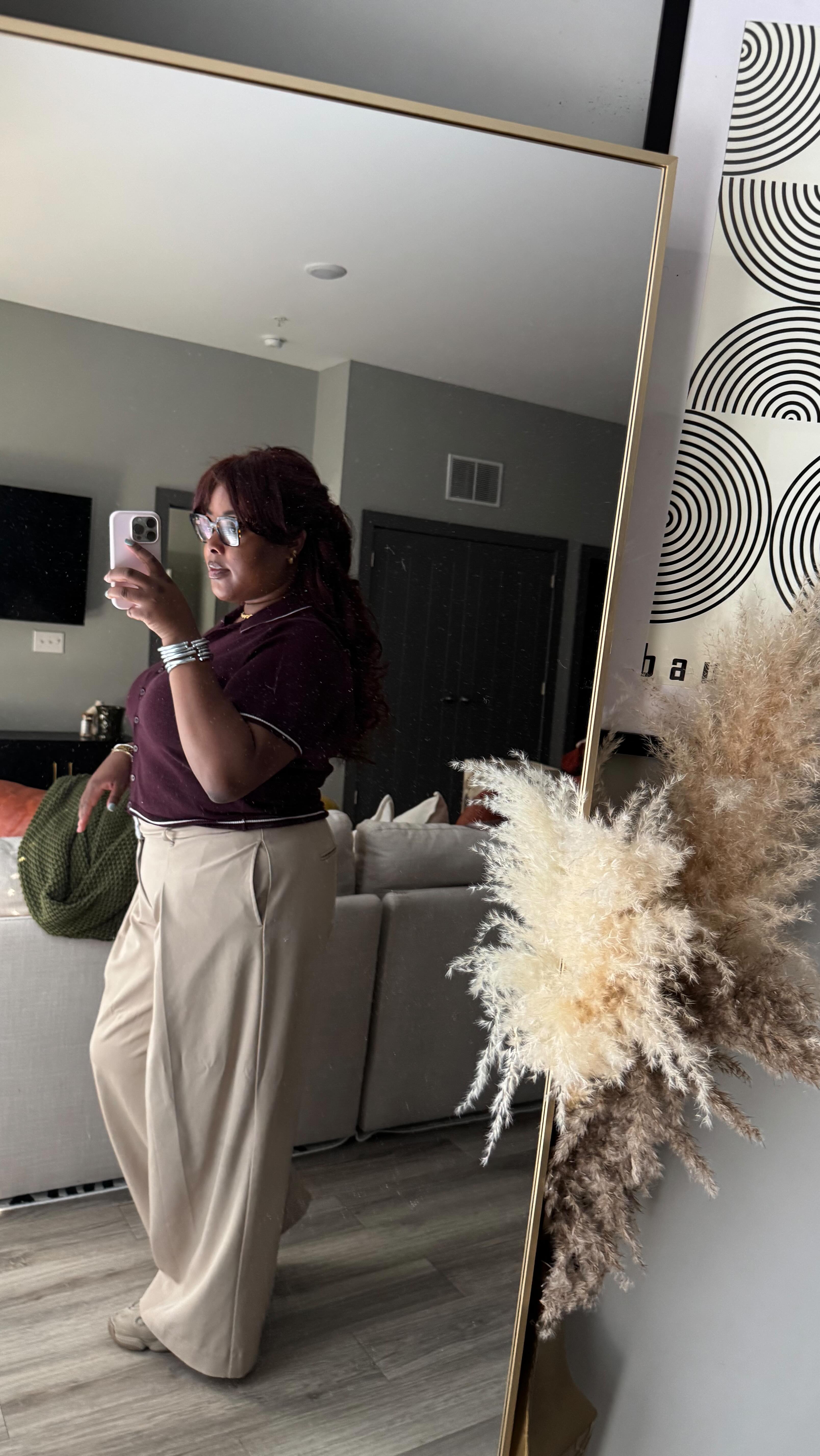 Instagram post by @lifewithdesidee for Mayvenn. Caption reads: My stylist can do anything ✨ I ✨put my mind to....