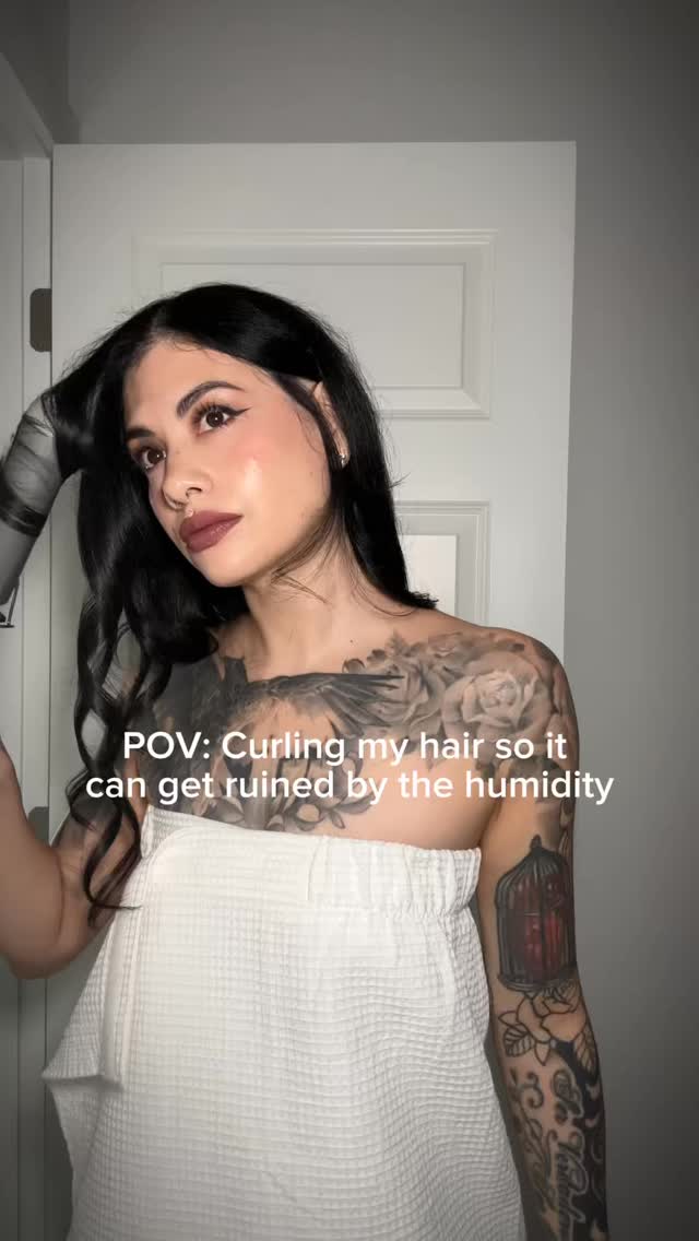 Instagram post by @chelseyceja for BaByliss. Caption reads: I have finally convinced myself to get a keratin....