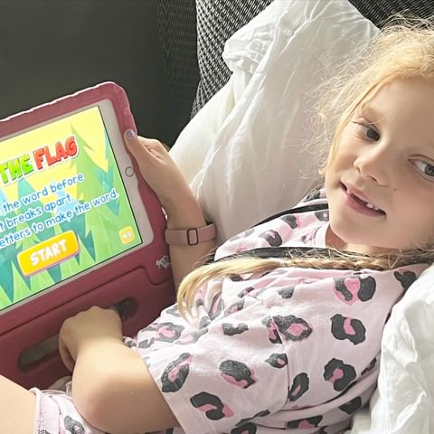 Instagram post by @myworkingmamalife for Readingeggs. Caption reads: READING EGGS | Ad 
Since going back to school in....