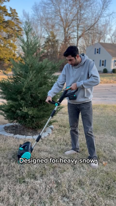 Instagram post by @mervexusa for Garvee. Caption reads: Winter just got easier ❄️💪
The Garvee Snow Blower....