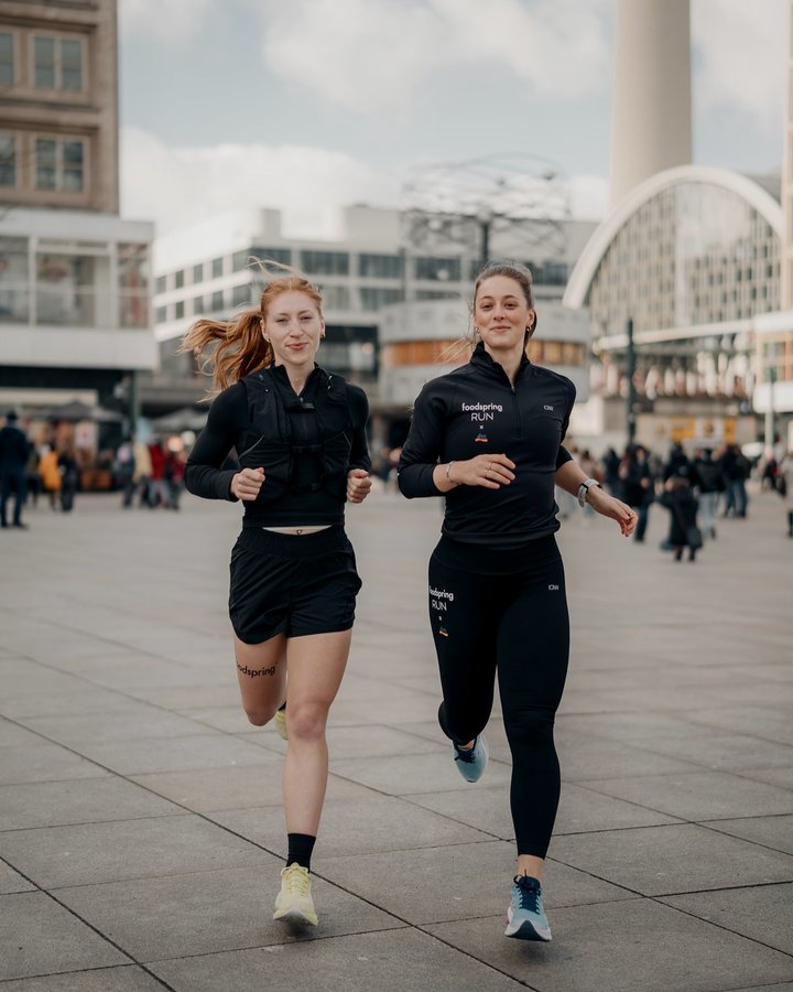 Instagram post by @julia.reppel for foodspring. Caption reads: Ad/Anzeige | @foodspring x Julia ❤️
After 3....