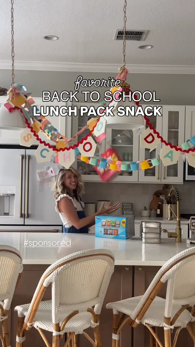 Instagram post by @stephleighworthy for Utz Snacks. Caption reads: #sponsored Going bold and crunchy with back to....