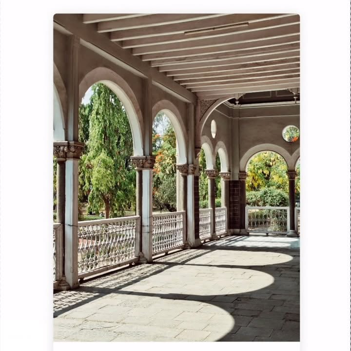 Instagram post by @tedhi_unglii for nothing. Caption reads: Shot on @nothingindia 👀👀
.
.
#collab [...].