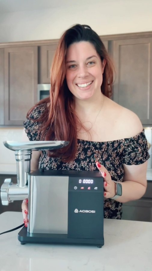 Instagram post by @the_urban_brie for Aobosi. Caption reads: Freshly ground meat at home? Yes, please.
I’ve....