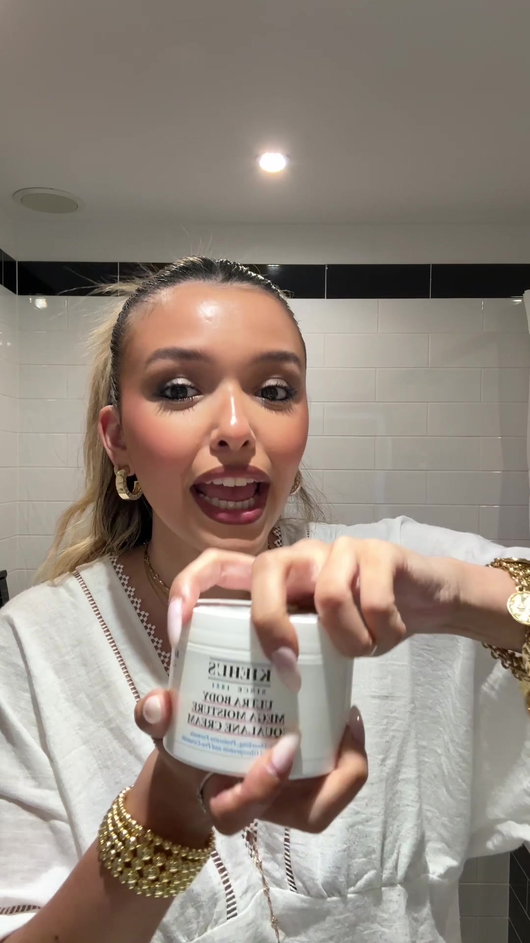 TikTok post by @alexandra__ber for Kiehl's. Caption reads: #ad GIVEAWAY time💕 Για να είστε ένα από τα 10....