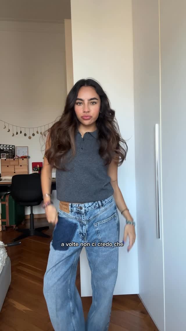 Instagram post by @camii_celis for Desigual. Caption reads: GRWM💋 + tutti brand usati nel video:
hair....