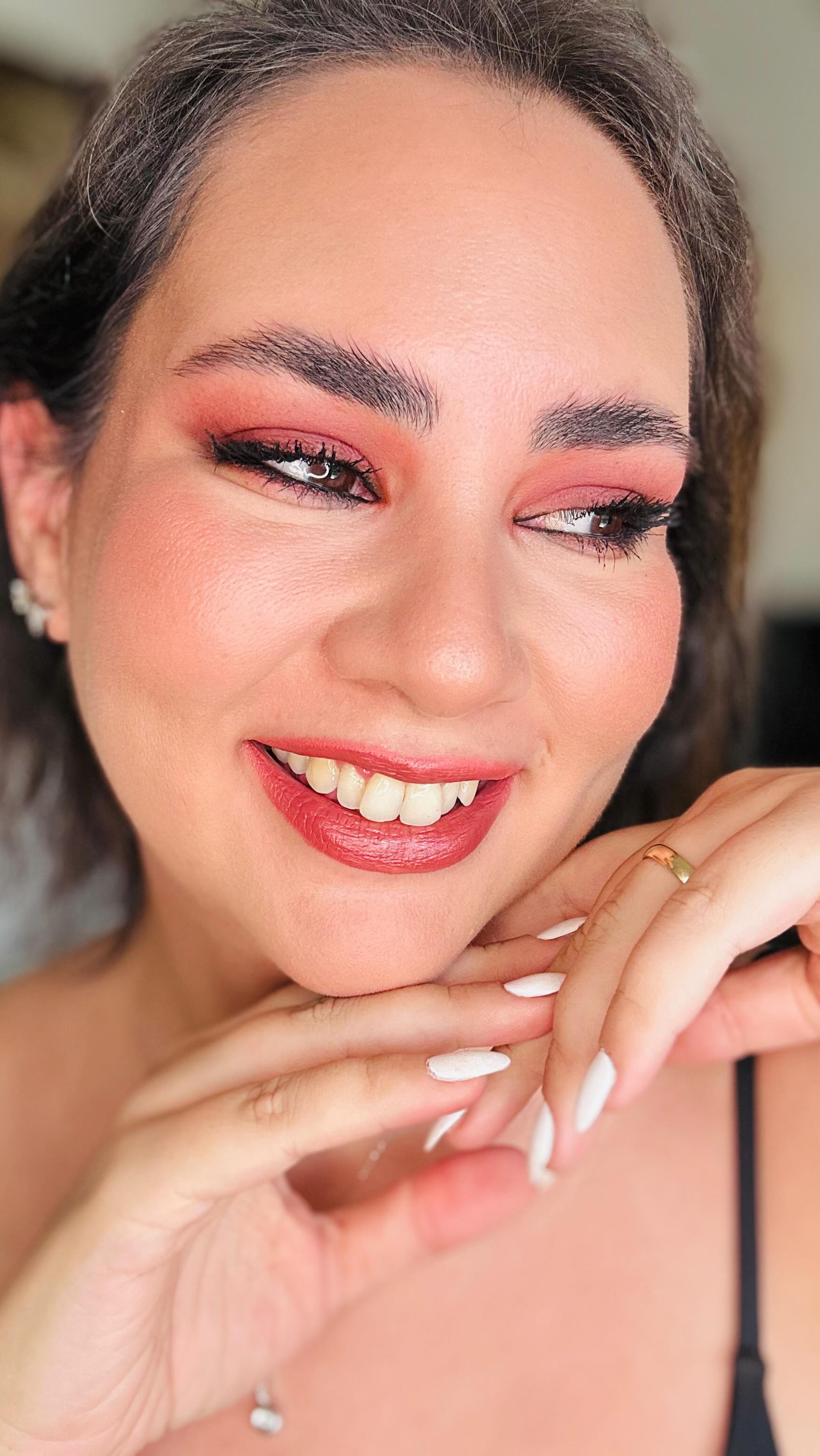 Instagram post by @dilarakutlumakeup for Physicians Formula. Caption reads: Bir sonbahar makyajimiz olmasin mi? 

Videoda....