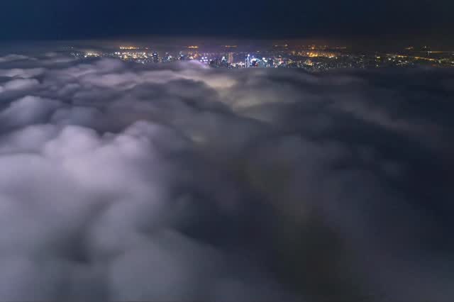 Instagram post by @lyx0420 for VisitSingapore. Caption reads: ”𝐏𝐚𝐬𝐬𝐢𝐨𝐧“ MV is out now. 🌴🦾....