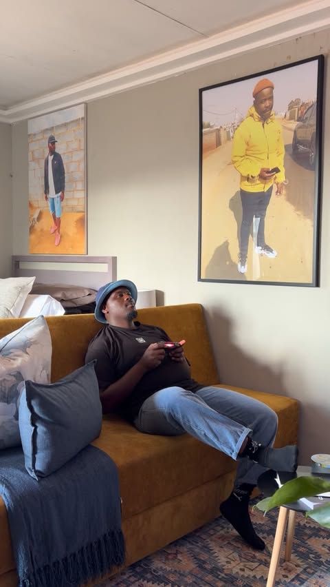 Instagram post by @thapelomatlhare for FNB SA. Caption reads: Why are we still stressing about cash, queues &....
