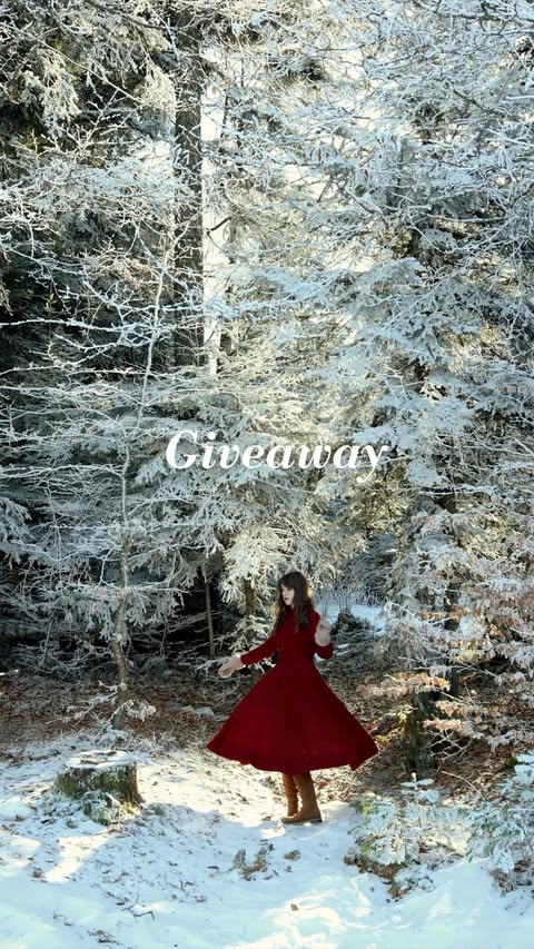 Instagram post by @eluminelle for Son de Flor. Caption reads: ❄️GIVEAWAY - CLOSED ! ❄️ @sondeflor and I have a....