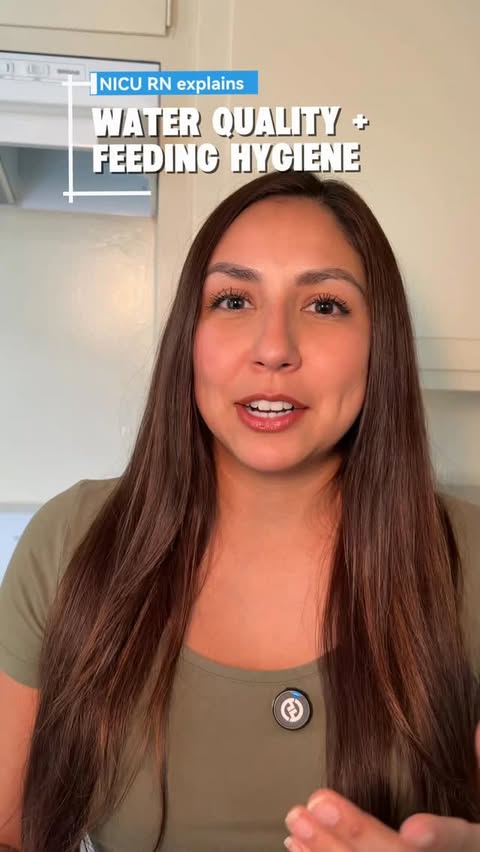 Instagram post by @alysthenurse for Papablic. Caption reads: [...] parts (risk of cross-contamination)....
