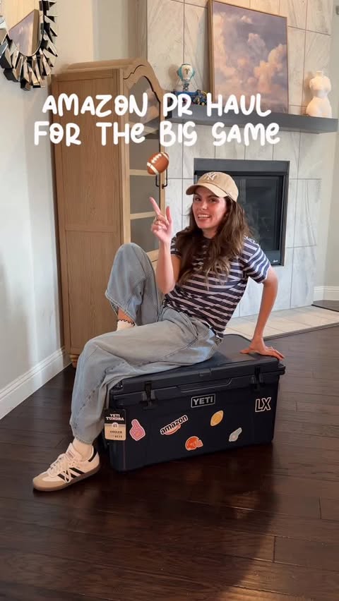 Instagram post by @chels.arnott for Freeman Beauty. Caption reads: one of the coolest pr packages i’ve received.....