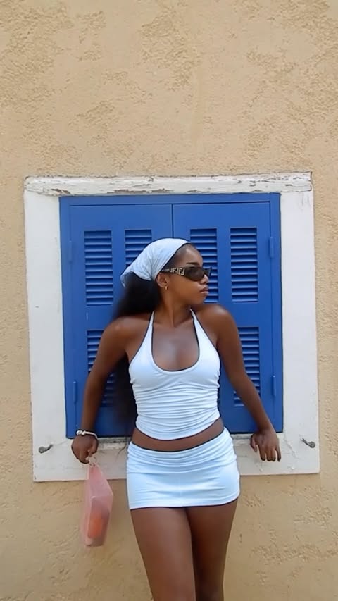 Instagram post by @namsirine for New Balance Lifestyle. Caption reads: [...] & Summer walks in my 204L's 💙....