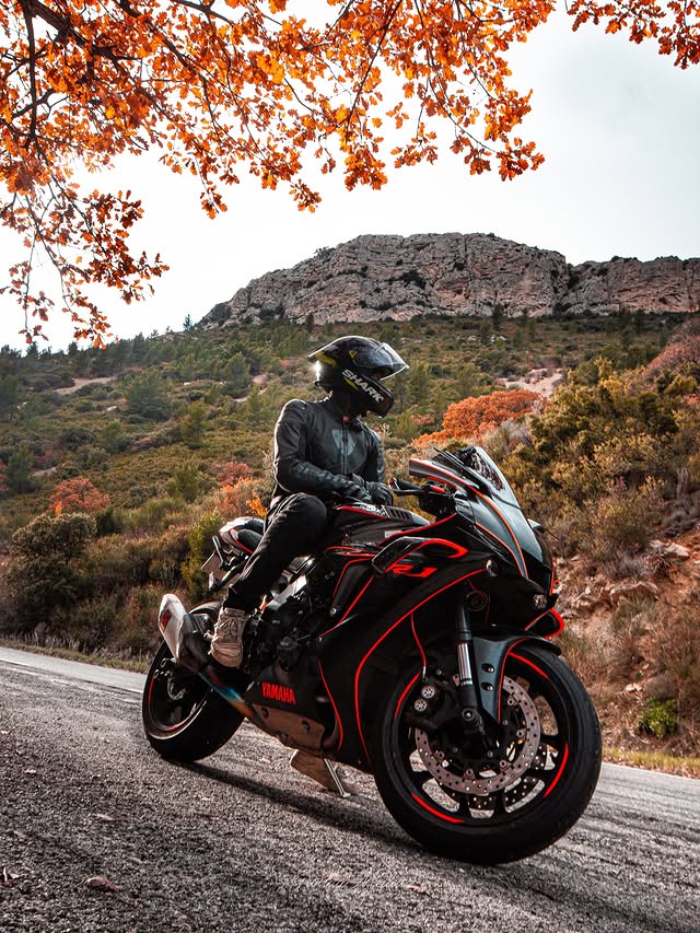Instagram post by @rs660biker for SHARK Helmets. Caption reads: Wind. Elevation. Tight corners. Everything moves.....