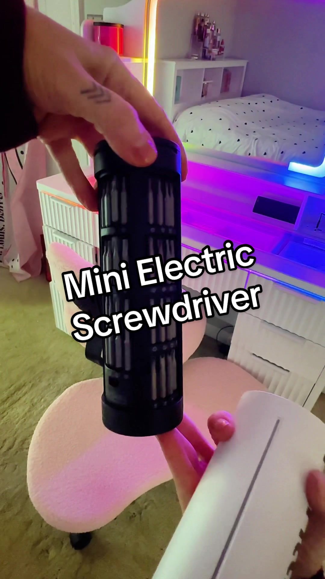 TikTok post by @gina.ruhnay for Fanttik. Caption reads: [...] bits,is chargeable and very powerful!....