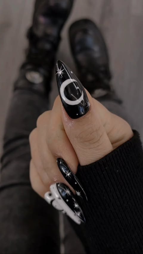 Instagram post by @_mystic_moon_witch for Newrock. Caption reads: [...] @regalrose || GIFTED
🌿 Boots....