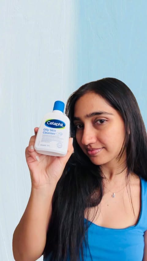 Instagram post by @extra_ekta for Cetaphil. Caption reads: [...] without the khicha-khicha feeling 💙....