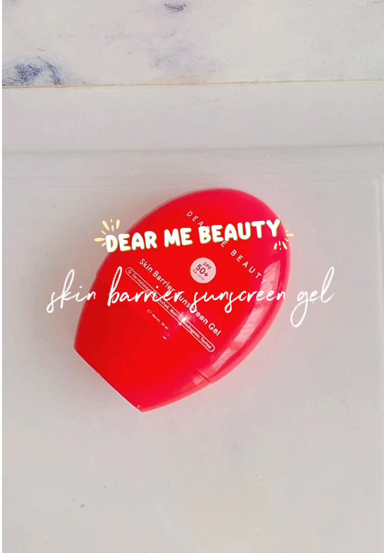 TikTok post by @refiape__ for Dear Me Beauty. Caption reads: nemuin physical sunscreen dari @Dear Me Beauty....