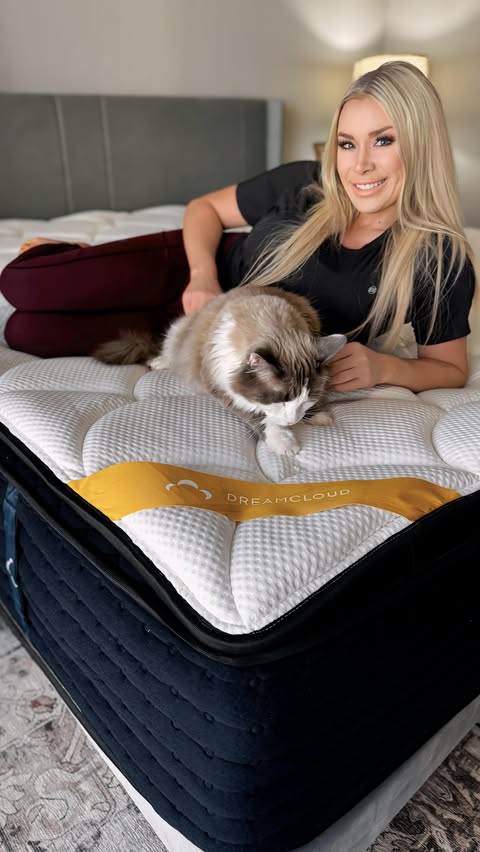 Instagram post by @theblondespaniard for DreamCloud Sleep. Caption reads: (#ad)
This year we’re trying to focus more on....