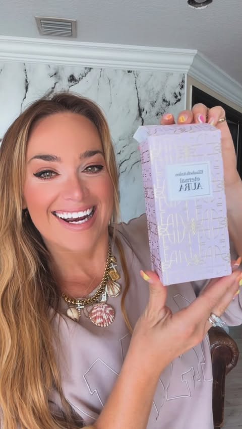 Instagram post by @brookenix12 for Elizabeth Arden. Caption reads: [...] this one is good!!! Been wearing Elizabeth....