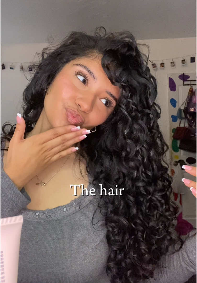 TikTok post by @linznava for BounceCurl. Caption reads: [...] full review vid tommorow 💌 @BounceCurl  +....