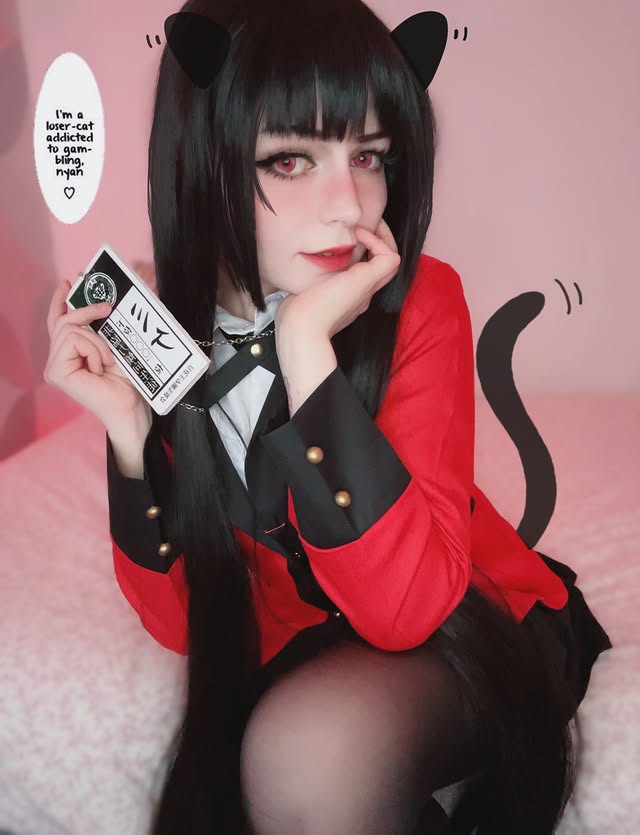 Instagram post by @hyrulchic for dokidokicosplay. Caption reads: [...] Costume and tag from....