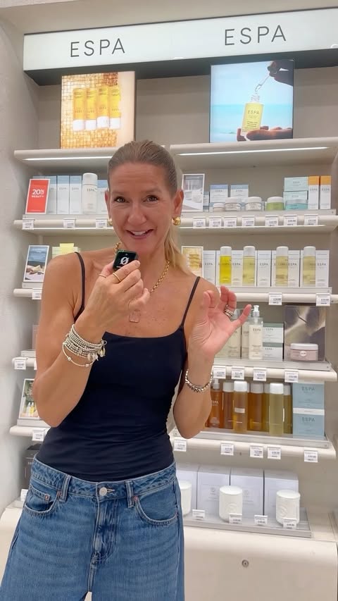 Instagram post by @ladyofthemanor77 for ESPA. Caption reads: [...] go and checkout the beauty room. Seeing ESPA....
