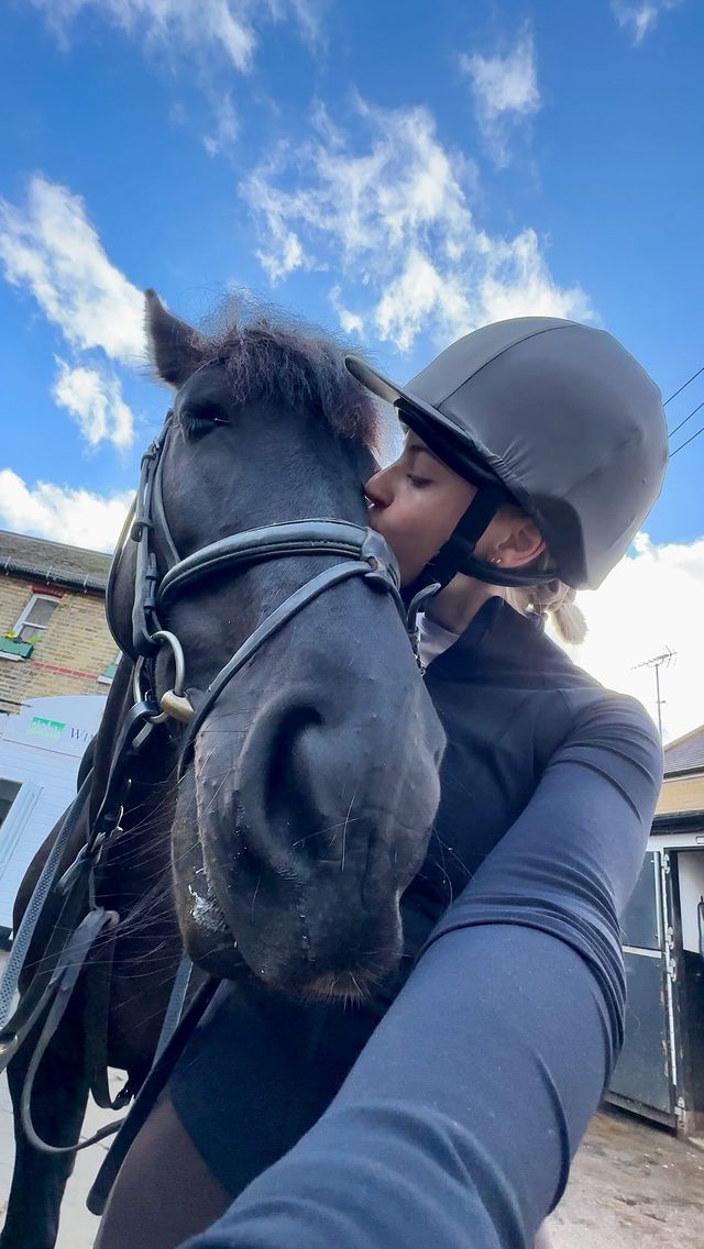 Instagram post by @anniekknowles for Facetheory. Caption reads: Unsurprisingly, taking 8 years out from any kind....