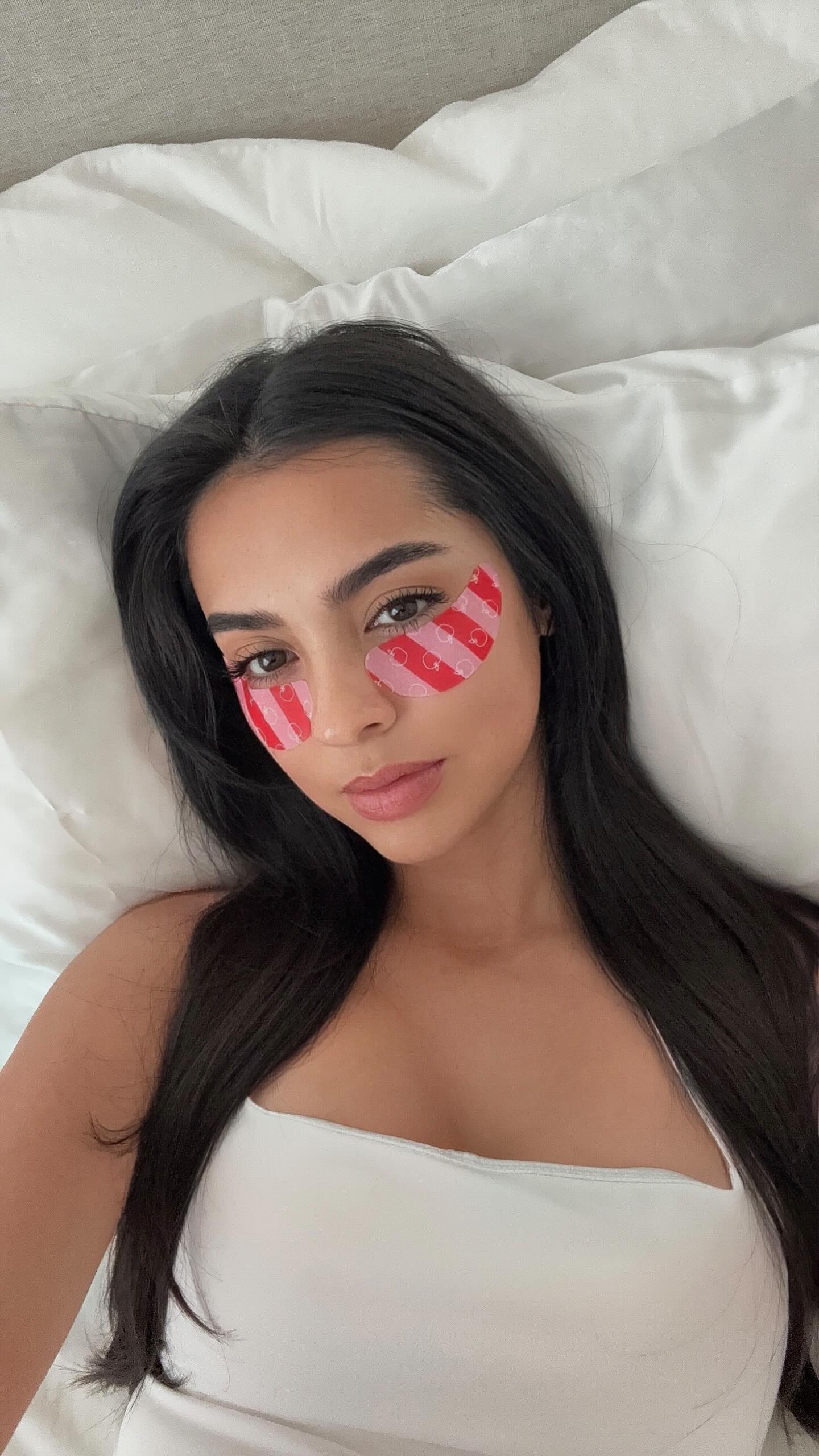 Instagram post by @xoalyynicole for Patchology. Caption reads: Cozy nights>>Treating myself with the new....