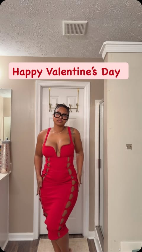 Instagram post by @thyckfit for Fashion Nova. Caption reads: [...] 💕… Happy Valentine’s Day 💋

Dress -....