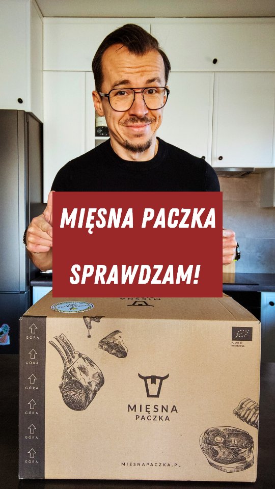 Instagram post by @zdrowo.nakrecony for Mięsna Paczka. Caption reads: 🥩📦 Otwieram Mięsną Paczkę – czy warto?....