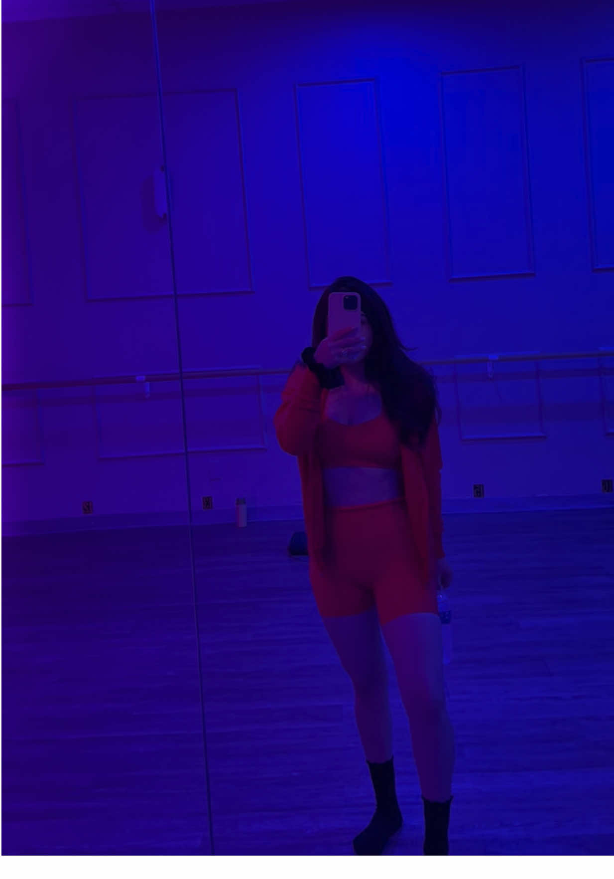 TikTok post by @vanessaeditthh for Poshdivah. Caption reads: @poshdivah Comfortable, supportive, and SO [...].