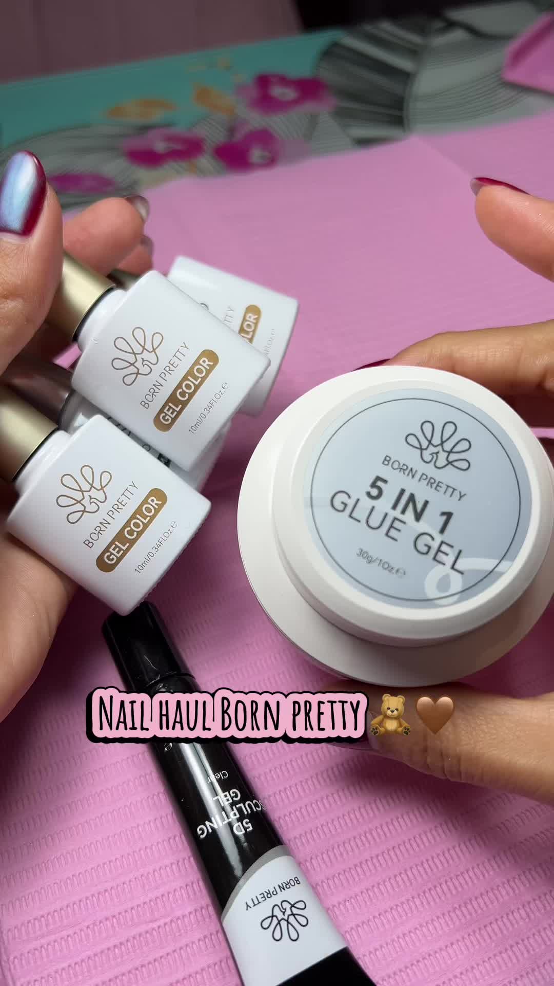 TikTok post by @conniedelpozo for BORN PRETTY. Caption reads: Llegó paquetito de @born pretty 🩷 Cuéntenme si....