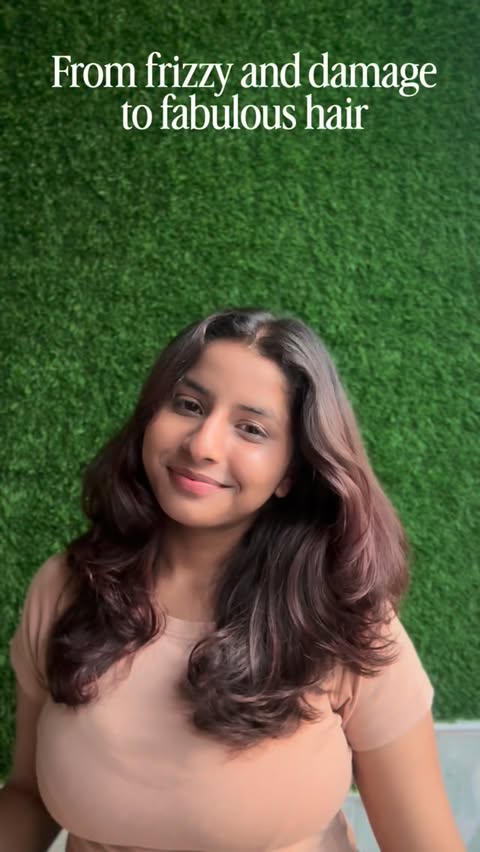 Instagram post by @d_.shha for Jovees Herbal. Caption reads: Jovees Herbal shampoo @joveesherbal #kolkata [...].