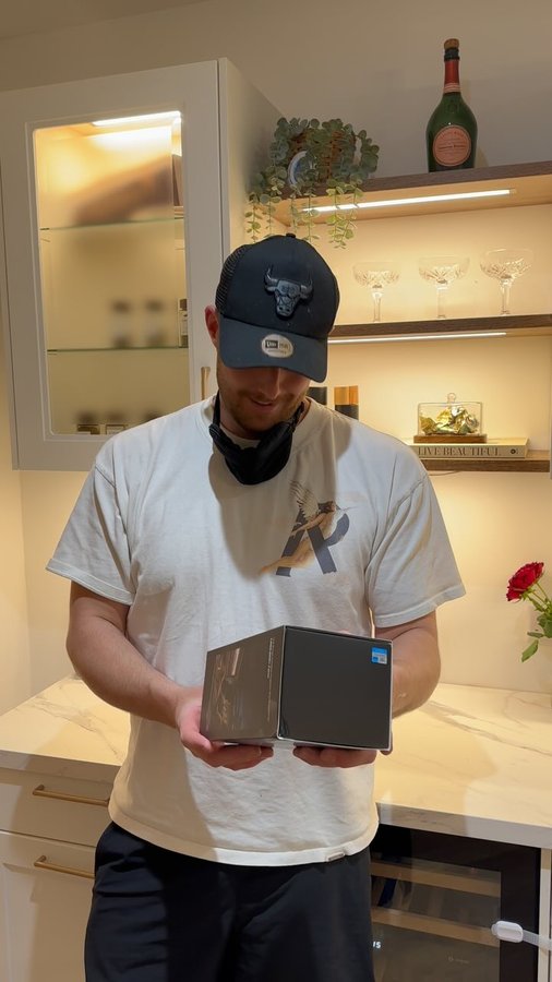 Instagram post by @bobandsar for NEBULA. Caption reads: [...] looking for a valentines gift then this....