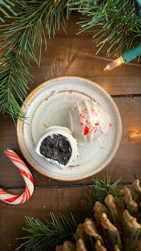 Instagram post by @wholefoodfor7 for Simple Mills. Caption reads: PEPPERMINT NO-BAKE OREO TRUFFLES - ✨COMMENT....